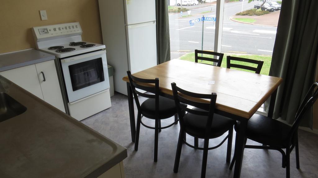 Kuirau Park Motor Lodge- Thermal Mineral Pool Rotorua Room photo