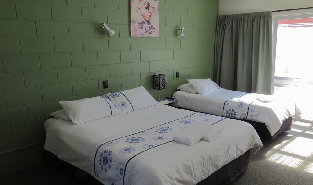 Kuirau Park Motor Lodge- Thermal Mineral Pool Rotorua Room photo